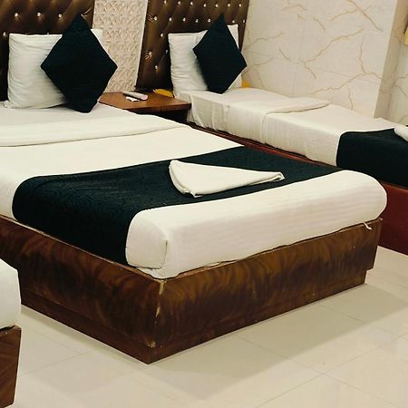 Hotel Golden Hayyath Inn Mumbai  Buitenkant foto